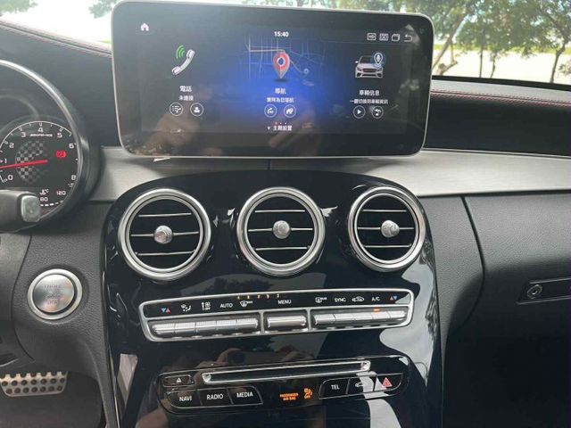 2017年BENZ 3.0 AMG C43 Estate 旅行車 總代理 僅跑7.3萬公里  第7張相片