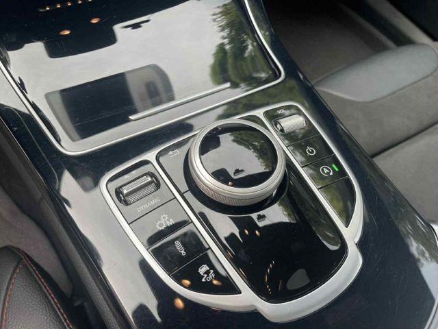 2017年BENZ 3.0 AMG C43 Estate 旅行車 總代理 僅跑7.3萬公里  第13張相片