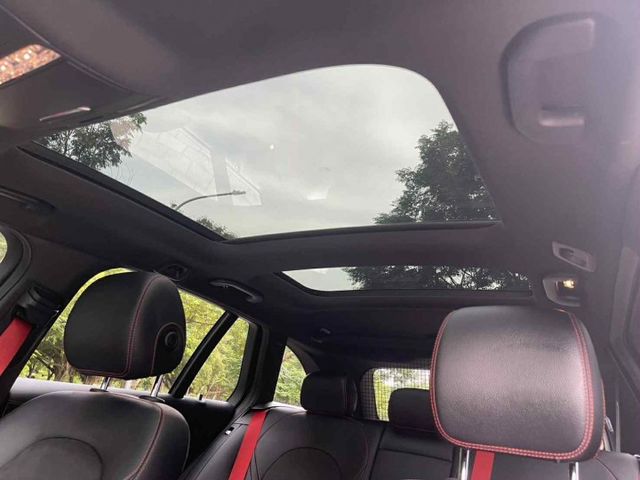 2017年BENZ 3.0 AMG C43 Estate 旅行車 總代理 僅跑7.3萬公里  第14張相片