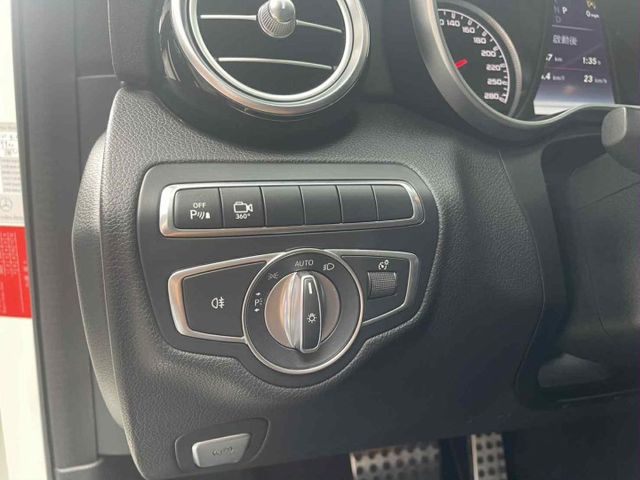 2017年BENZ 3.0 AMG C43 Estate 旅行車 總代理 僅跑7.3萬公里  第16張相片