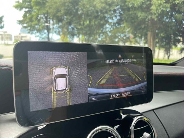 2017年BENZ 3.0 AMG C43 Estate 旅行車 總代理 僅跑7.3萬公里  第17張相片