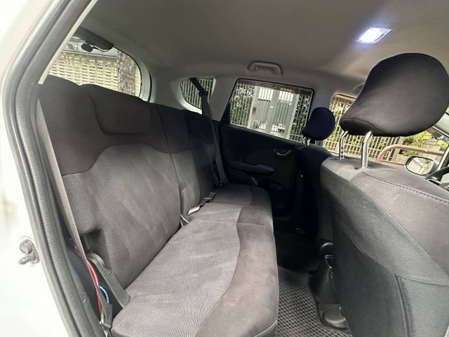 2011年HONDA 1.5 FIT VTI-S 僅跑12萬公里 / 原版件 /  優質代步車 / 換檔撥片  第8張相片