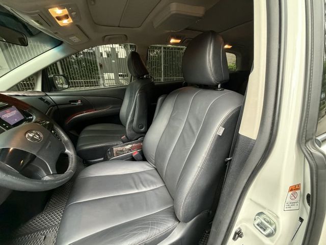 2017年TOYOTA 2.4 PREVIA 豪華版 / 雙電動滑門 / 電動尾門 / 全景天窗 / 環景影像  第6張相片