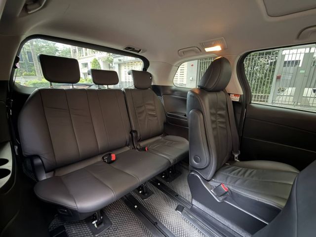 2017年TOYOTA 2.4 PREVIA 豪華版 / 雙電動滑門 / 電動尾門 / 全景天窗 / 環景影像  第8張相片