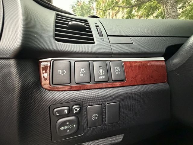 2017年TOYOTA 2.4 PREVIA 豪華版 / 雙電動滑門 / 電動尾門 / 全景天窗 / 環景影像  第16張相片