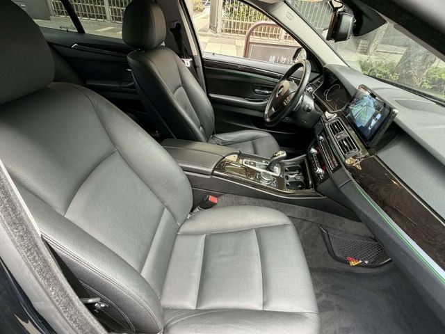 2015年BMW 2.0 F10 528I 僅跑14萬公里 / 安卓機 / H/K音響 / 摸門  第7張相片