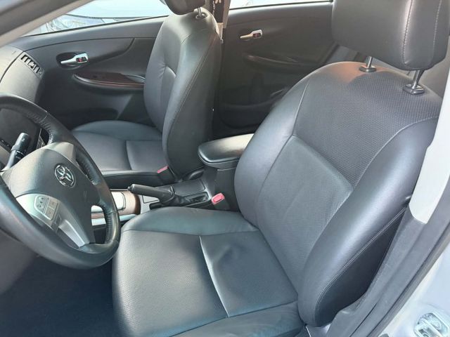 2012年TOYOTA 1.8 ALTIS 僅跑8.6萬公里 / 原版件 / 恆溫 / 定速 /  第3張相片