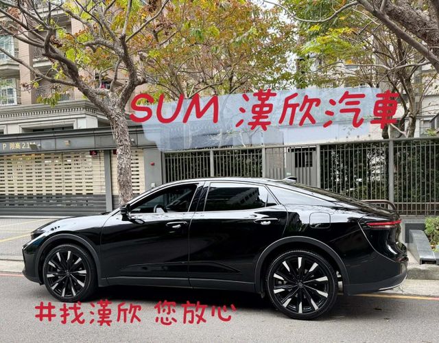 2024年TOYOTA 2.4 CROWN AWD 皇家版 僅跑2.4萬公里 / 原版件 / 原廠保固中  第5張相片