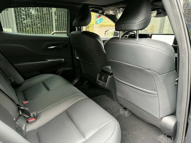 2024年TOYOTA 2.4 CROWN AWD 皇家版 僅跑2.4萬公里 / 原版件 / 原廠保固中  第8張相片