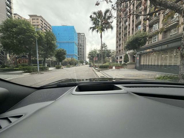 2024年TOYOTA 2.4 CROWN AWD 皇家版 僅跑2.4萬公里 / 原版件 / 原廠保固中  第12張相片