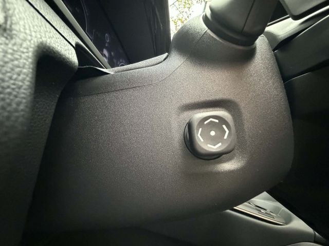 2024年TOYOTA 2.4 CROWN AWD 皇家版 僅跑2.4萬公里 / 原版件 / 原廠保固中  第19張相片