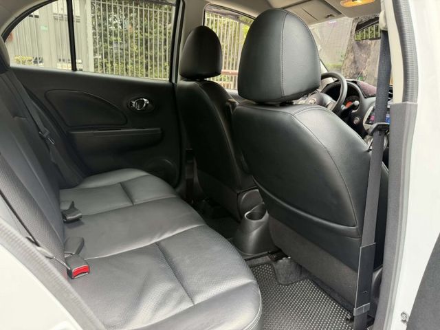 2017年NISSAN 1.5 MARCH 頂規 僅跑5.4萬公里 / 原版件 / I-KEY / 全原廠保養  第8張相片