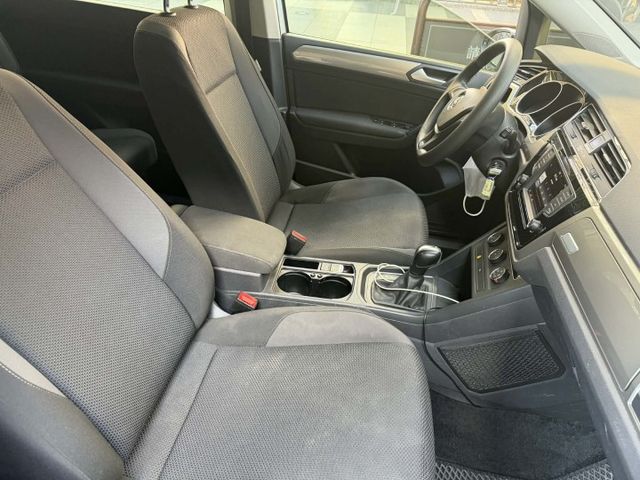 2016年福斯1.4 TOURAN 全原廠保養 / 原版件 / 七人座 / 原廠更換變速箱  第6張相片