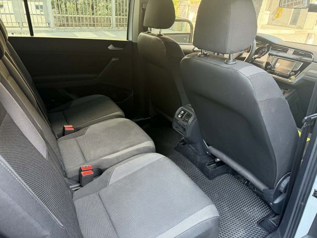 2016年福斯1.4 TOURAN 全原廠保養 / 原版件 / 七人座 / 原廠更換變速箱  第7張相片