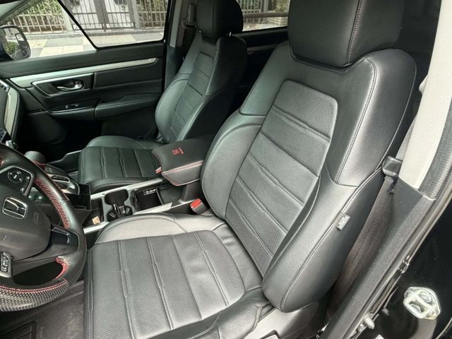 2018年HONDA 1.5 CRV VTI-S 僅跑9.7萬公里 / 原版件 / 跟車 / 盲點 / 一手車  第6張相片