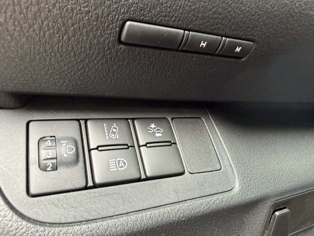 2022年TOYOTA 1.8 SIENTA 僅跑6.7萬公里 / 七人座 / 原版件 / 車道偏移 /  第12張相片