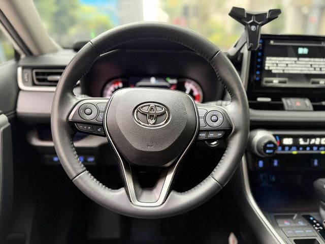 2020年TOYOTA 2.0 RAV4 旗艦版 僅跑2萬公里 / 原版件 / 跟車 / 盲點 / 電動尾門  第8張相片