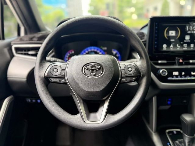 2021年TOYOTA 1.8 COROLLA CROSS 尊爵版 僅跑3萬公里 / 原版件 / 全原廠保養  第9張相片