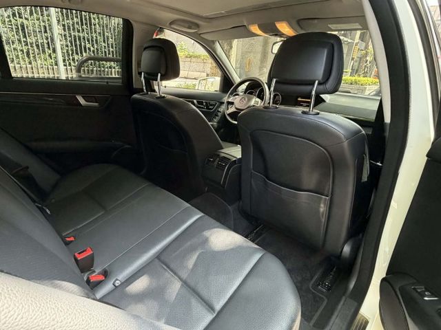 2011年M.BENZ W204 C200 總代理 僅跑6.5萬公里 / 原版件 /  一手車  第8張相片