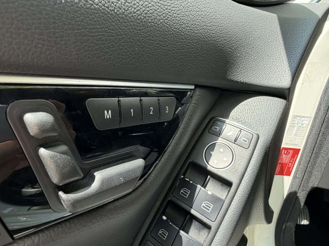 2011年M.BENZ W204 C200 總代理 僅跑6.5萬公里 / 原版件 /  一手車  第13張相片