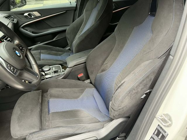 2021年BMW 1.5 118I M-SPORT 僅跑8800公里 / 原版件 / 一手車 / 跟車  第6張相片