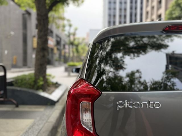 2020年 KIA 1.2 PICANTO GT LINE 原版件 / 盲點 / 跑7萬 / I-KEY  第14張相片