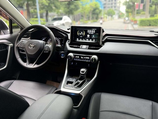 2022年TOYOTA 2.5 RAV4 HV 僅跑4萬公里 / 原版件 / 全原廠保養 / 通風座椅 / 盲點  第15張相片