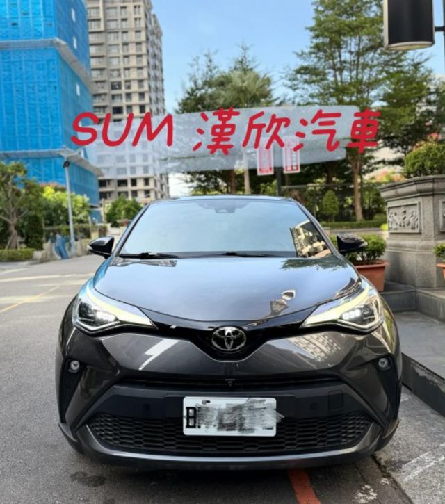 2021年TOYOTA 1.2 CHR 僅跑3萬公里 / 原版件 / LED頭燈 / 環景  / 跟車 / 盲點  第2張相片