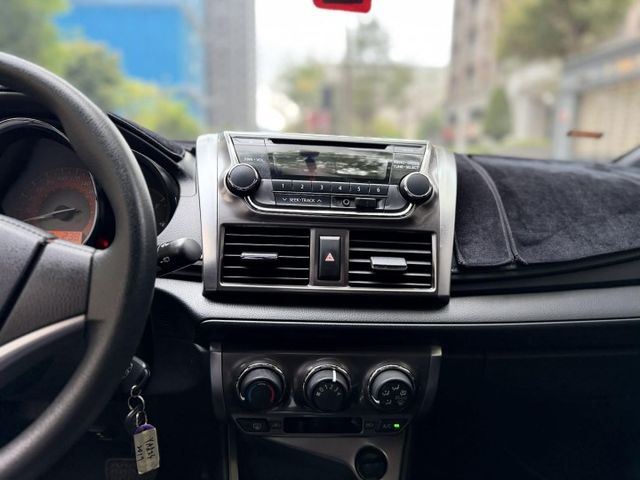 2017年TOYOTA 1.5 YARIS 僅跑1.8萬公里 / 原版件 / 全原廠保養 / 一手車  第10張相片