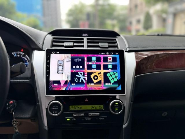 2013年TOYOTA 2.0 CAMRY 僅跑7萬公里 / 原版件 / 環景影像 / 安卓機 /  第10張相片