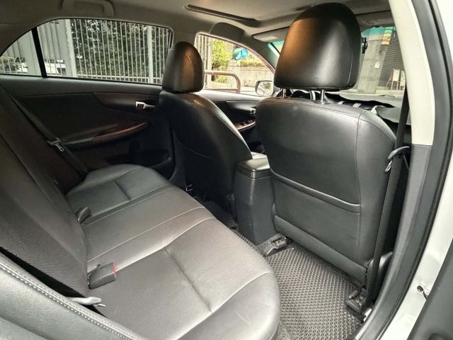 2012年TOYOTA 1.8 ALTIS 僅跑8.6萬公里 / 原版件 / 恆溫 / 定速 /  第8張相片
