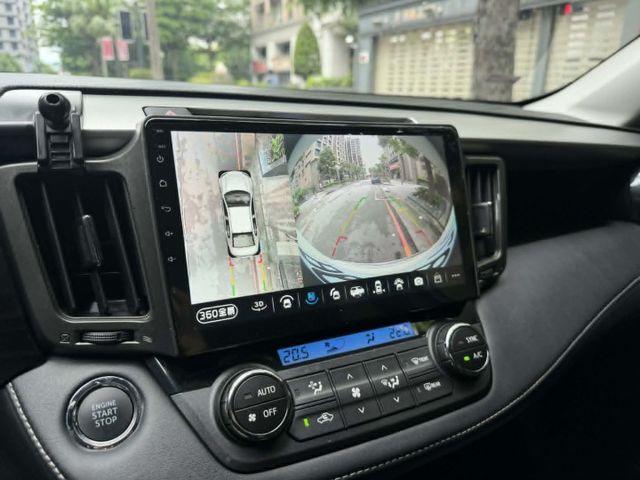2016年TOYOTA 2.0 RAV4 原版件 / 安卓機 / 環景影像 / 電動椅 /  第11張相片