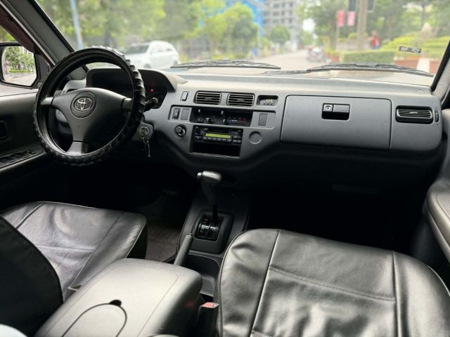 2005年TOYOTA 2.0 ZACE 僅跑8萬公里 一手車 / 生財工具 / 定期保養  第11張相片