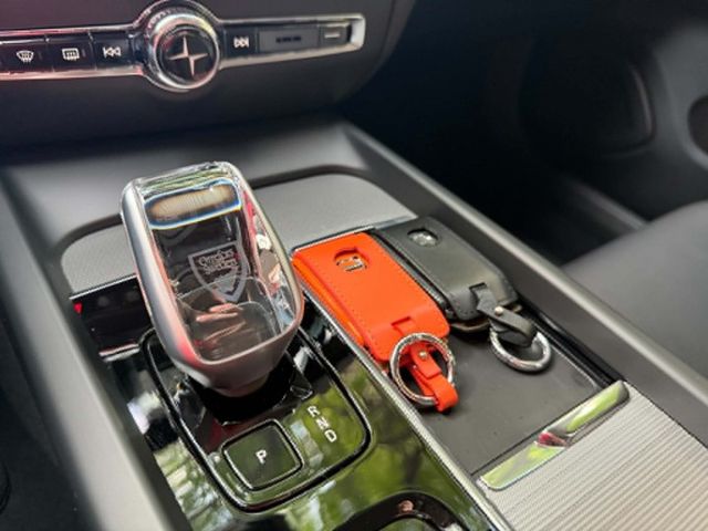 2023年VOLVO 2.0 V60 B3 PLUS 僅跑4.6萬公里 / 全原廠保養 / 原版件 / 跟車 /  第18張相片