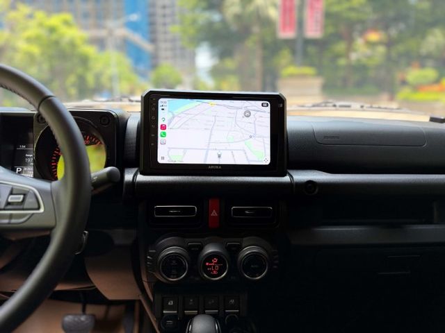 2024年SUZUKI 1.5 JIMNY 僅跑1.8萬 / 原版件 / 全原廠保養 / 安卓機 / 環景影像  第12張相片