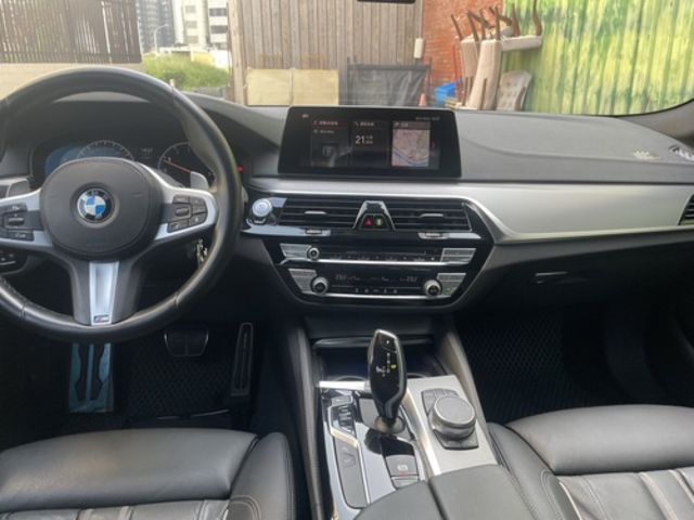 BMW寶馬 540I  第8張相片