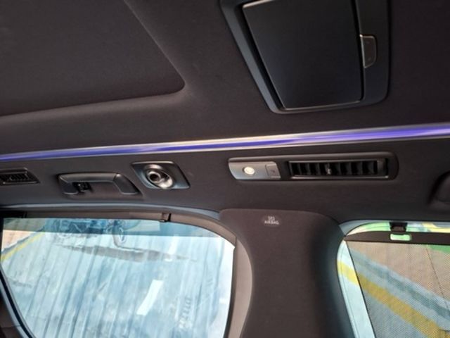LEXUS凌志 LM300H  第11張相片