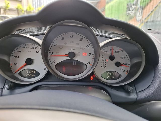PORSCHE保時捷 CAYMAN  第5張相片
