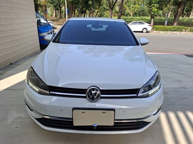 VOLKSWAGEN福斯 GOLF  第3張相片