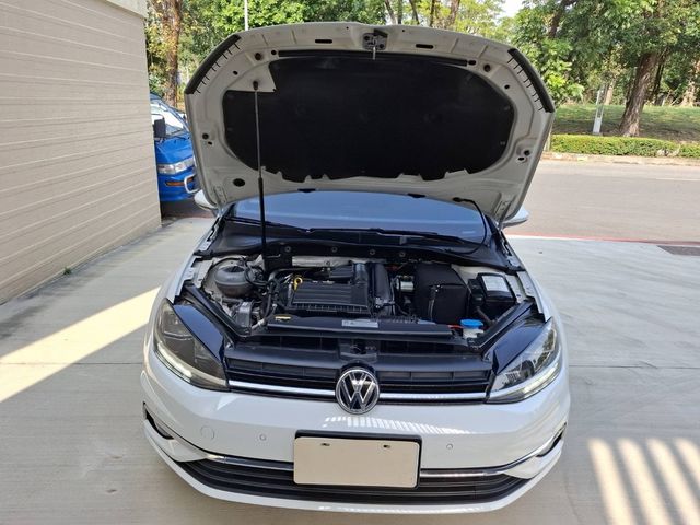 VOLKSWAGEN福斯 GOLF  第6張相片