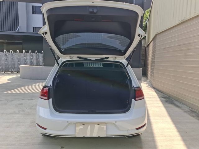 VOLKSWAGEN福斯 GOLF  第11張相片