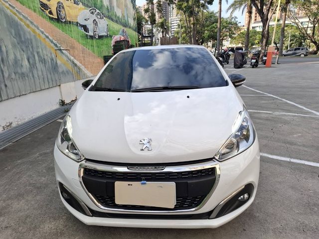 PEUGEOT寶獅 208  第3張相片