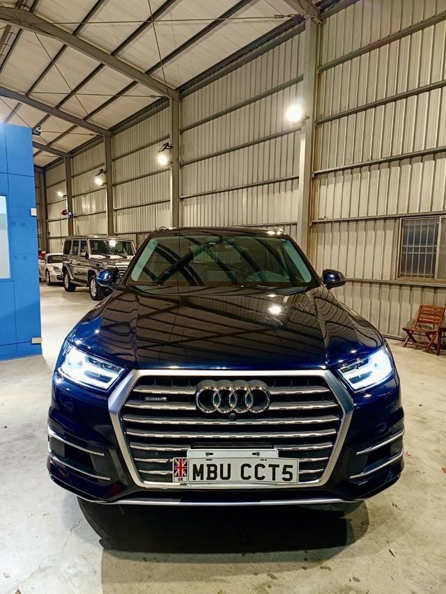 AUDI奧迪 Q7  第3張相片