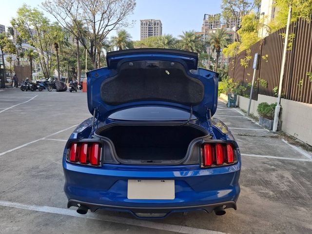 FORD福特 MUSTANG  第7張相片