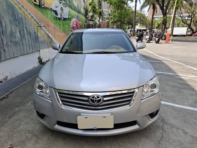 TOYOTA豐田 CAMRY  第3張相片