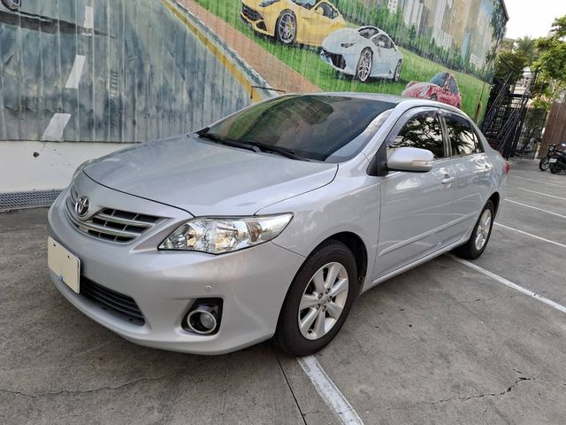TOYOTA豐田 ALTIS  第1張相片