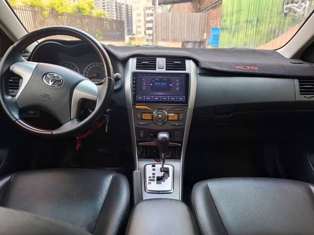 TOYOTA豐田 ALTIS  第5張相片