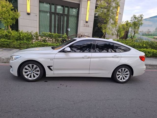 BMW寶馬 328I GT  第7張相片