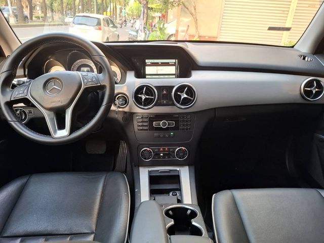 M-BENZ賓士 GLK220  第7張相片