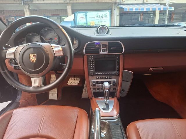 PORSCHE保時捷 911 CARRERA S  第8張相片